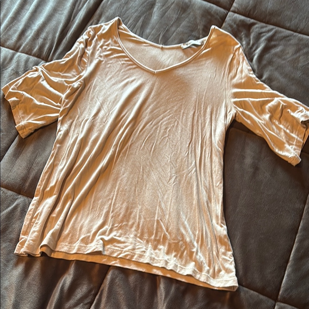 🌼🌼🌼Women's Cream Top